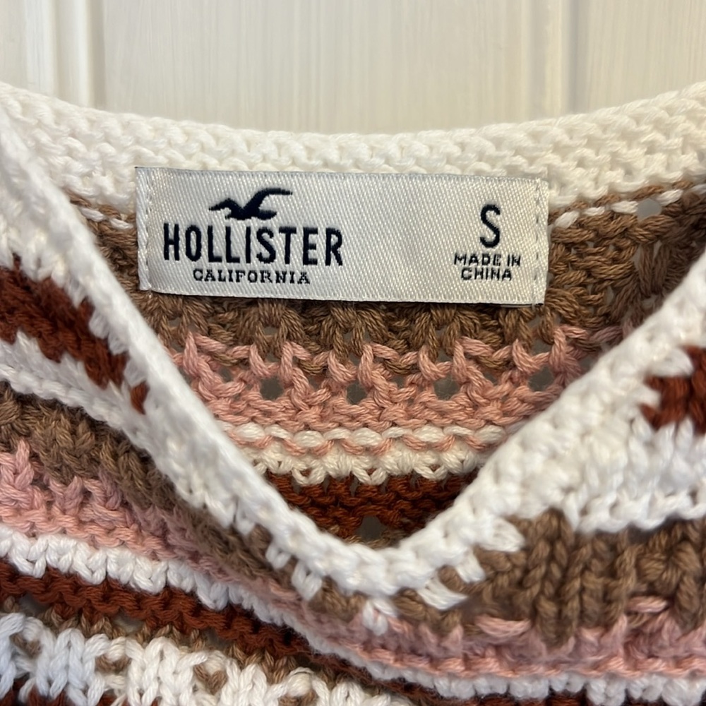 Hollister Crochet Top - Picture 2 of 3